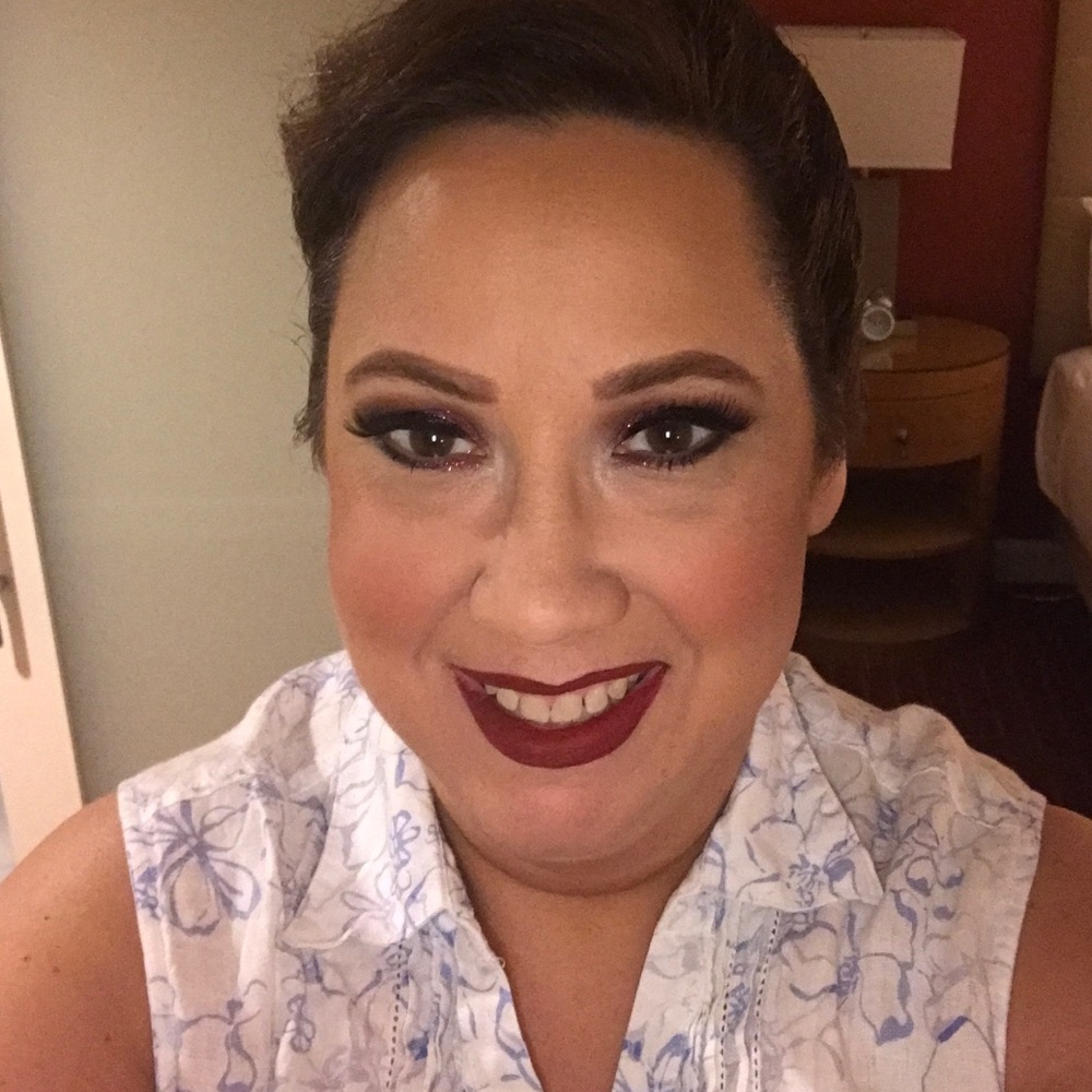 Meet your Posher, Laura